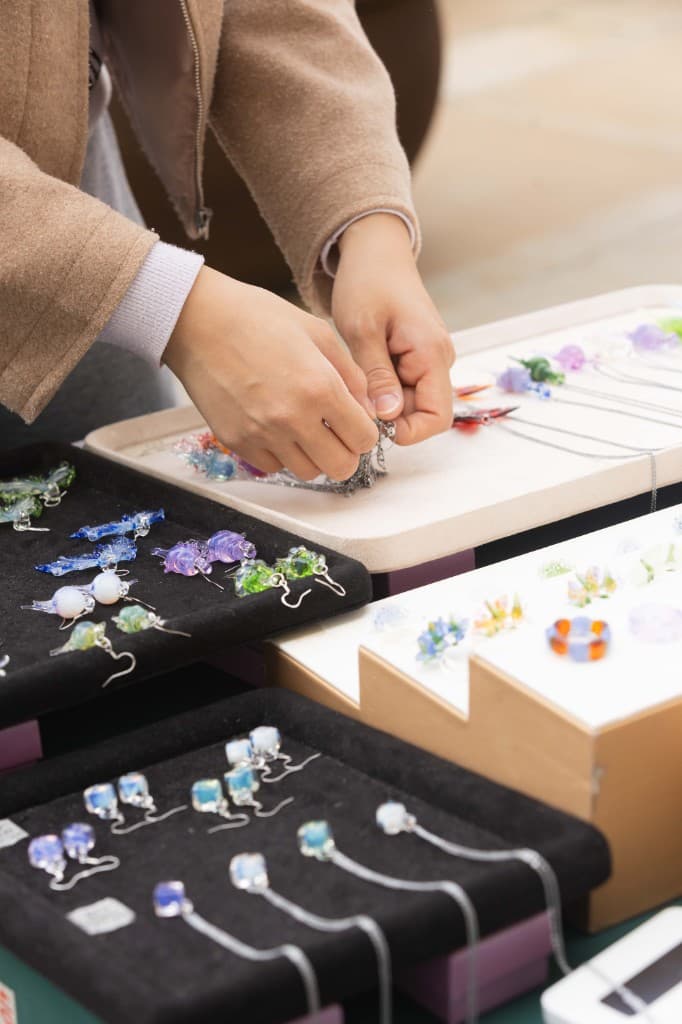 Handmade jewelry at the Memory of China makers' market